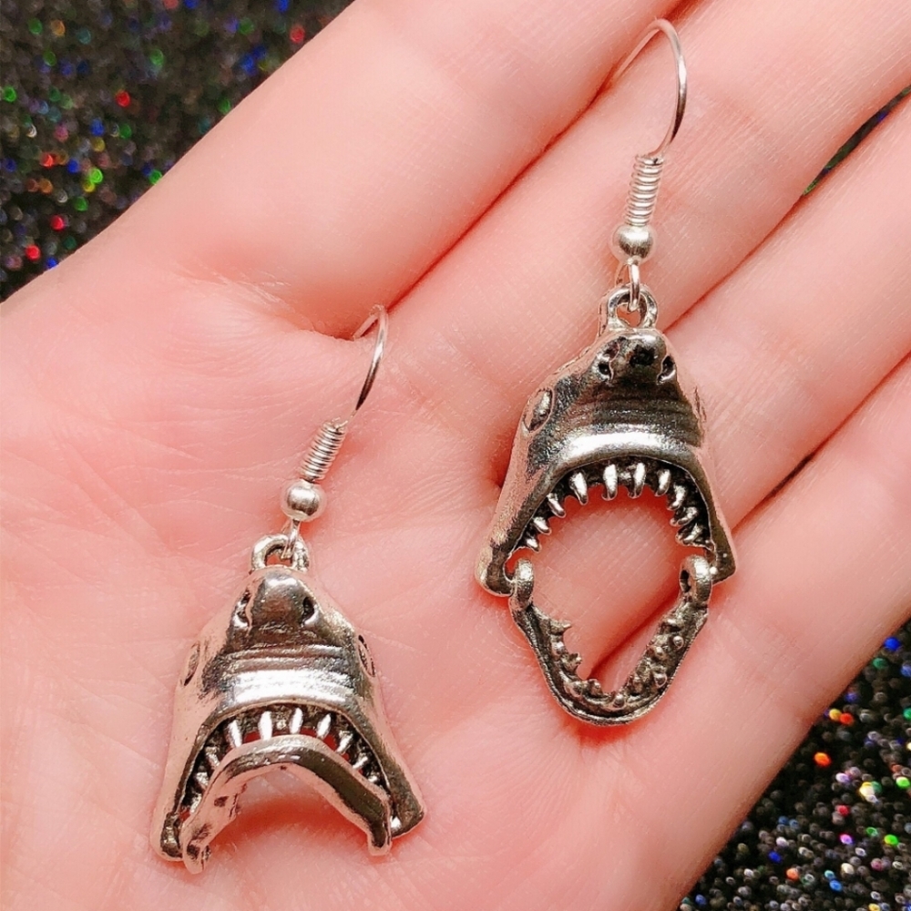 Sterling silver big mouth 3D shark head silver earrings- the big jaws!!